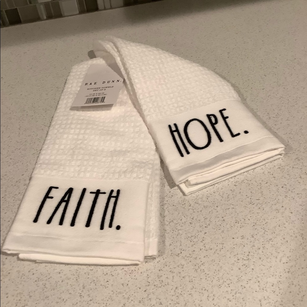 Rae Dunn kitchen towels with “Faith and Hope” NWT